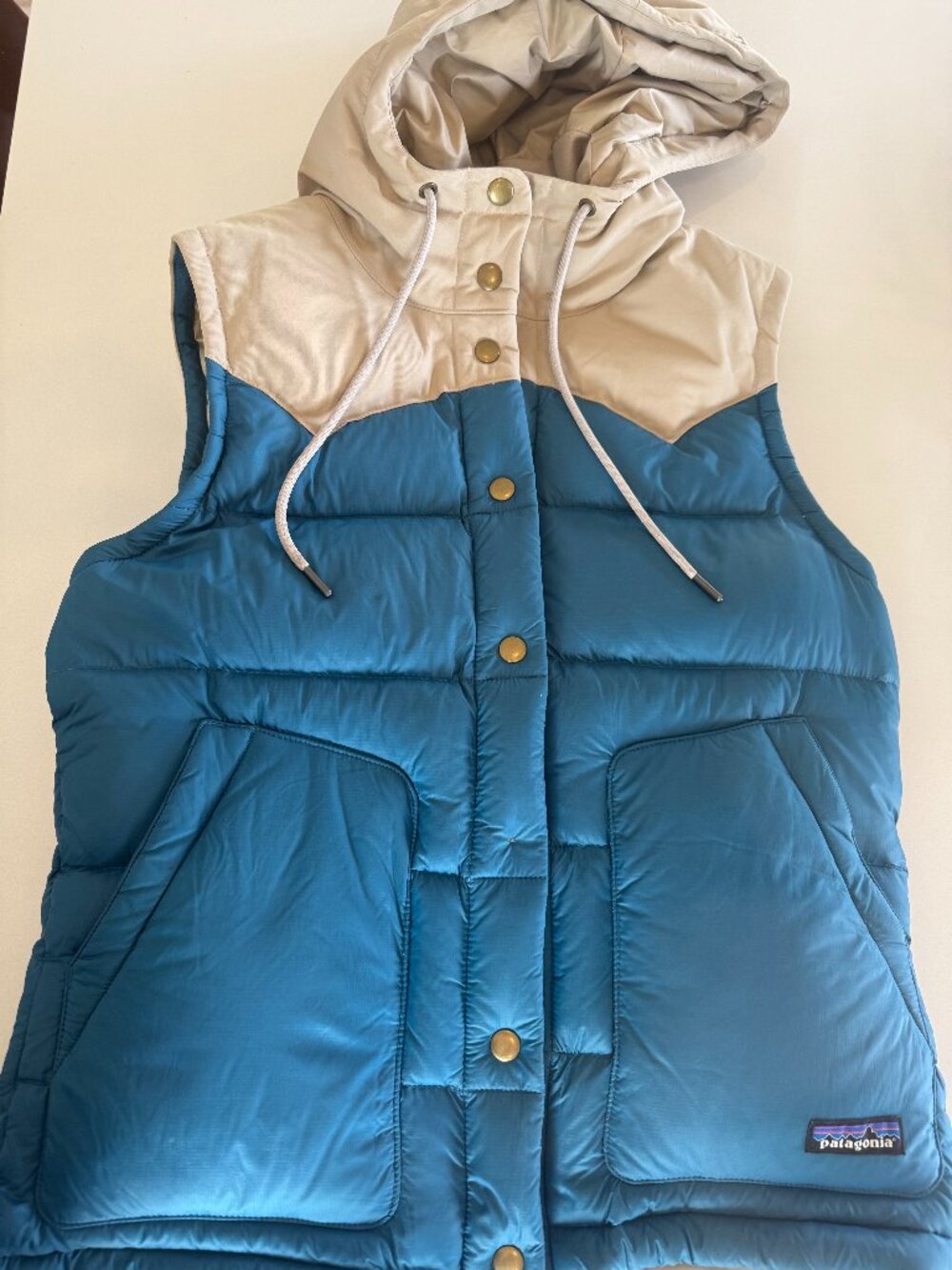 Patagonia Women’s Vest | Size Small | Like New Two-toned Patagonia women’s vest